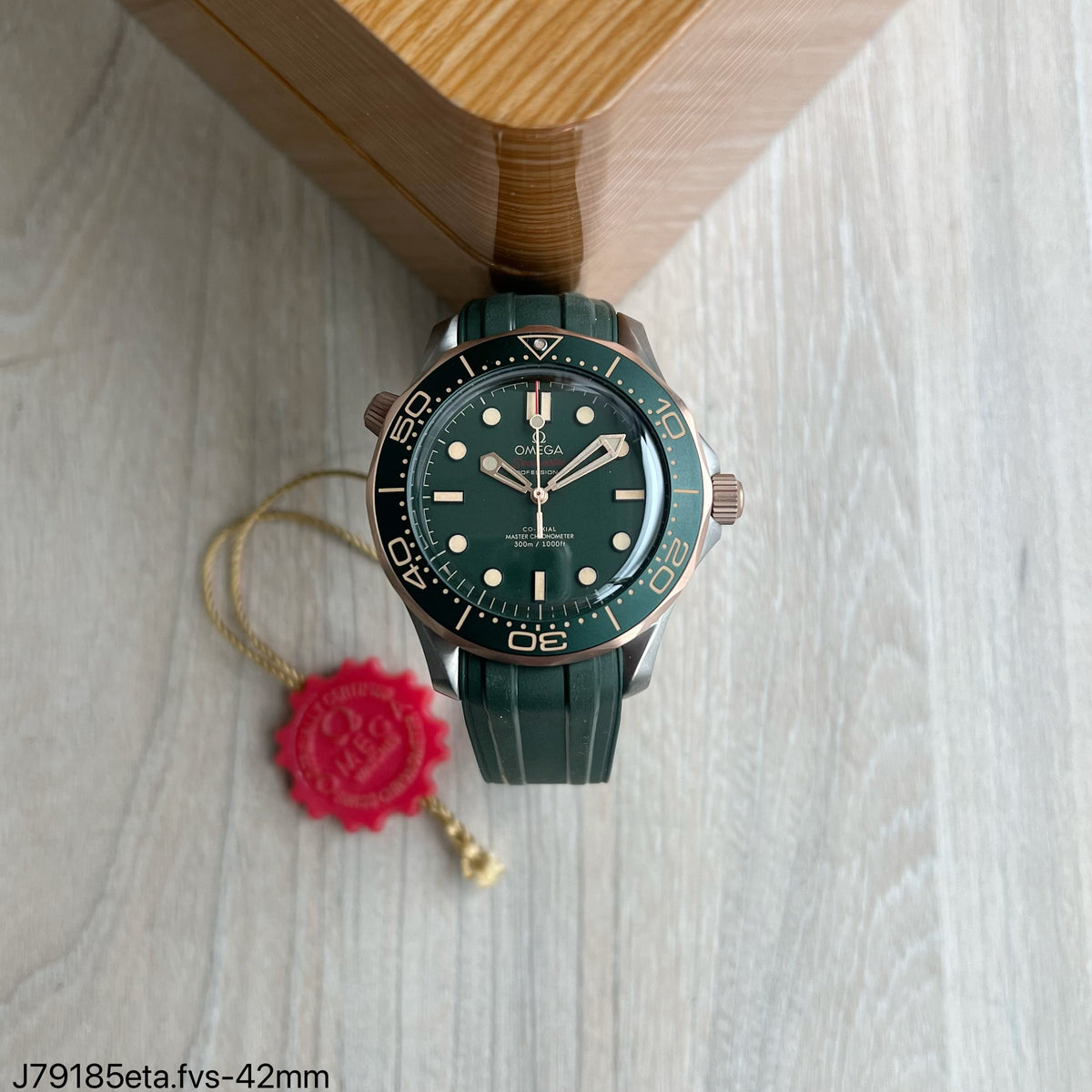OMEGA SEAMASTER DIVER 300M VERDE ROSE 42MM SUPER CLONE