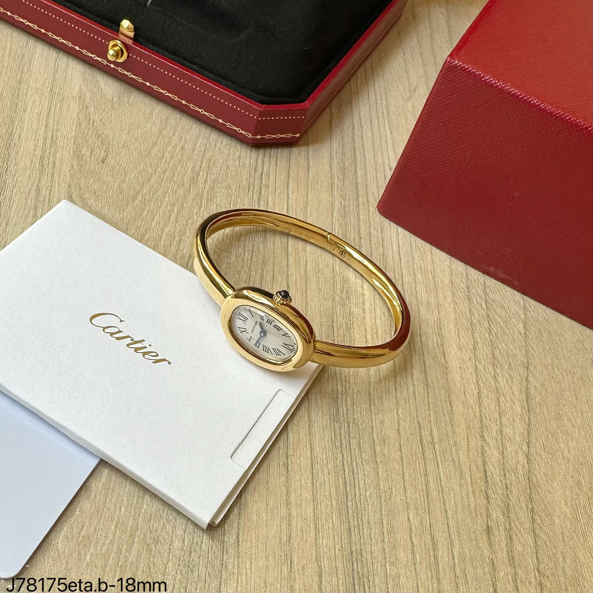 CARTIER BAIGNOIRE DOURADO 18MM SUPER CLONE