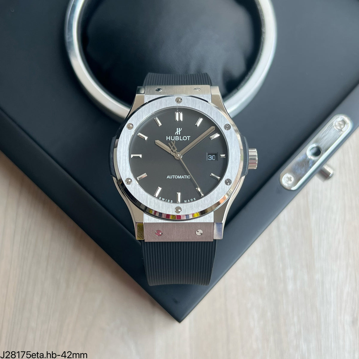 HUBLOT CLASSIC FUSION PRATA PRETO 42MM SUPER CLONE