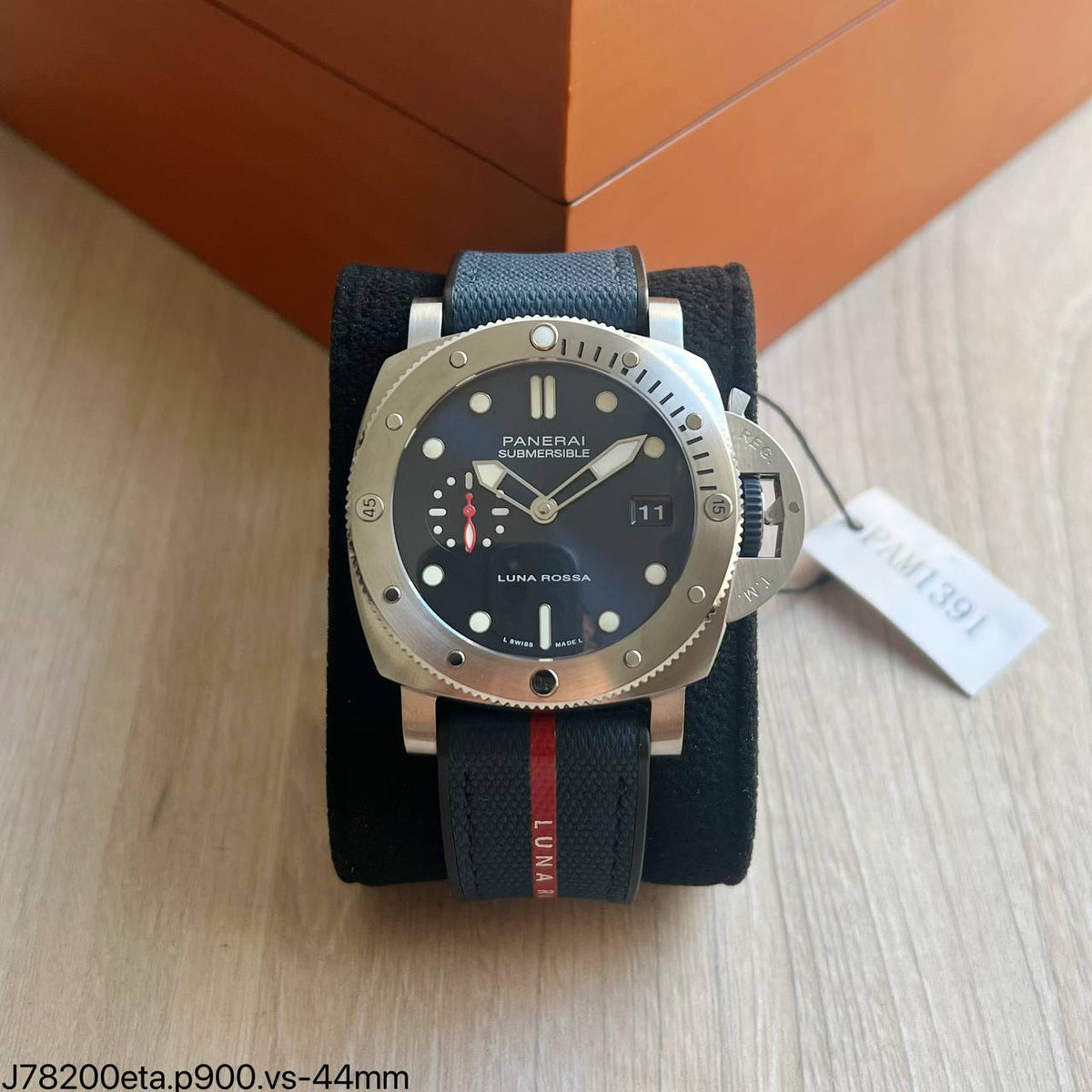 PANERAI SUBMERSIBLE LUNA ROSSA ETA p900vs SUPER CLONE