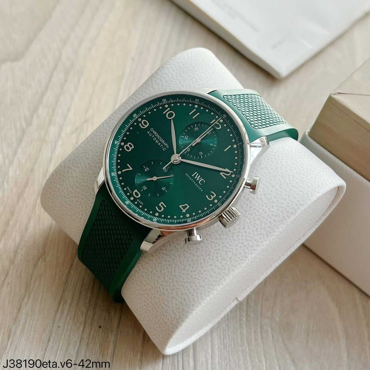 IWC SCHAFFHAUSEN GREEN ETA V6 J38190 SUPER CLONE
