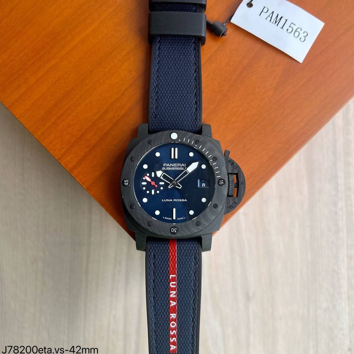 PANERAI SUBMERSIBLE LUNA ROSSA 42MM SUPER CLONE