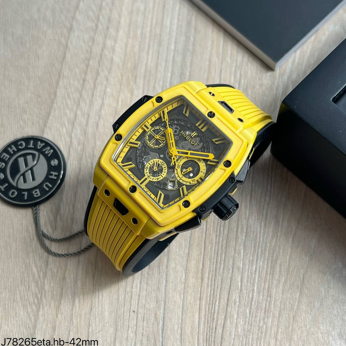 HUBLOT SPIRIT OF BIG BANG AMARELO 42MM SUPER CLONE